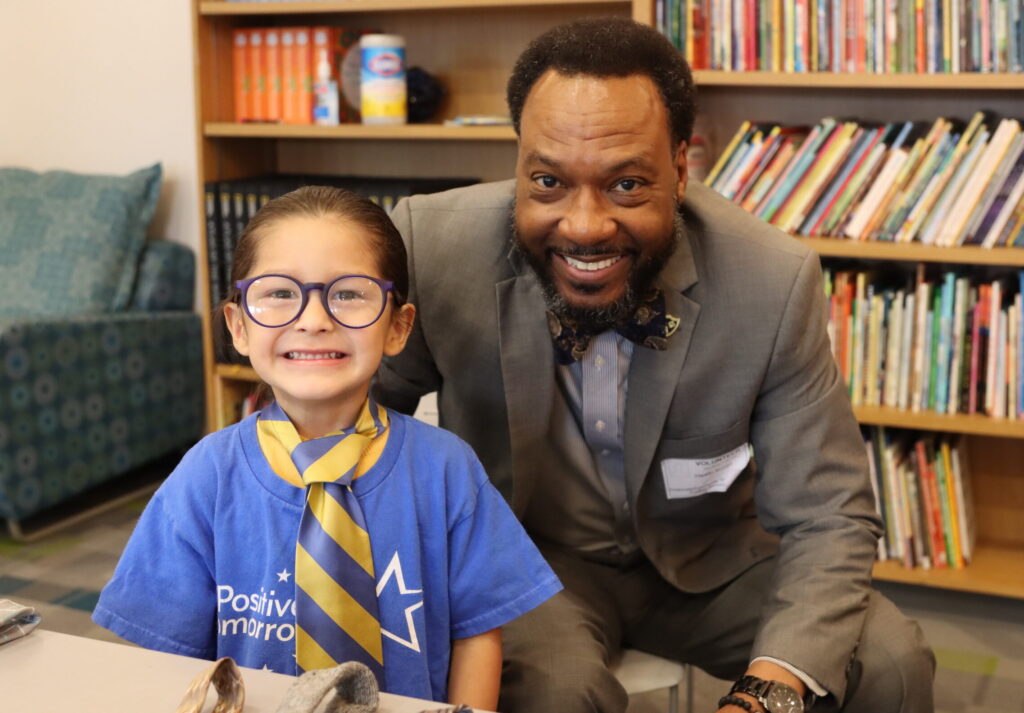 Tying Together Confidence and Community